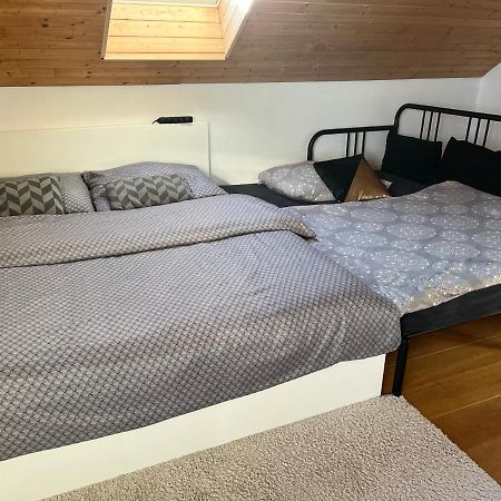 Kájov "Stone'S Throw" Krumlov 5 Min By Car, Lipno 15 Min By Car, 2 Bdrooms,Playroom מראה חיצוני תמונה