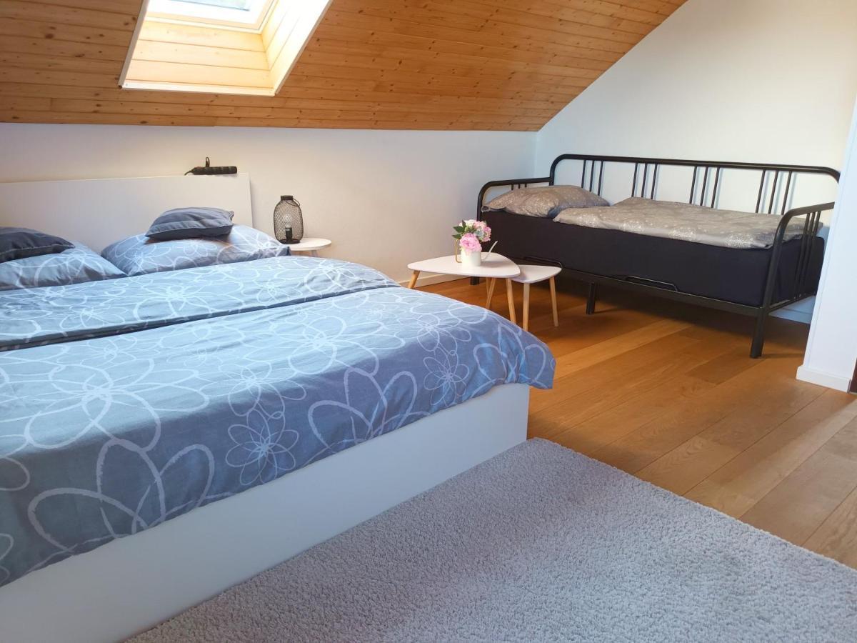 Kájov "Stone'S Throw" Krumlov 5 Min By Car, Lipno 15 Min By Car, 2 Bdrooms,Playroom מראה חיצוני תמונה